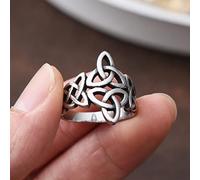 XJruixi Triquetra Celtics Knot Ring Steel Color Nordic Stainless Steel Viking Ring Men and Women Irish Celtic Jewelry