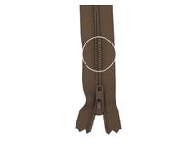 YKK Reißverschluss Kunststoffspirale nicht teilbar 3mm 12cm 563 mittelbraun (21,00 € pro 1 m) Farbe:Farbe 563$Länge:12cm