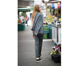 Yuna Miray taillierte, schmal geschnittene, elegante Hose aus 100% kbt Merinowolle "Cigarette" in schwarz & anthra Anthrazit 40