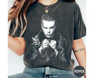 Yungblud Shirt, Yungblud Tour T-shirt, Yungblud & Zombie T-Shirt, Rock Band Graphic Tee, Unisex Concert Shirt, Rock Fan Gift